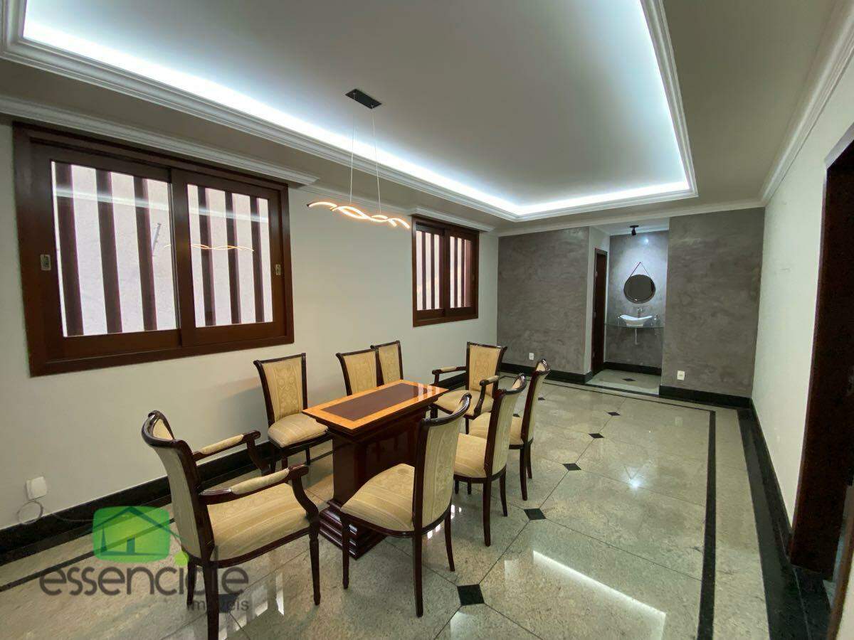 Casa, 3 quartos, 250 m² - Foto 2