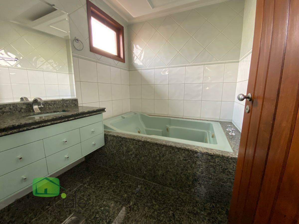 Casa, 3 quartos, 250 m² - Foto 18