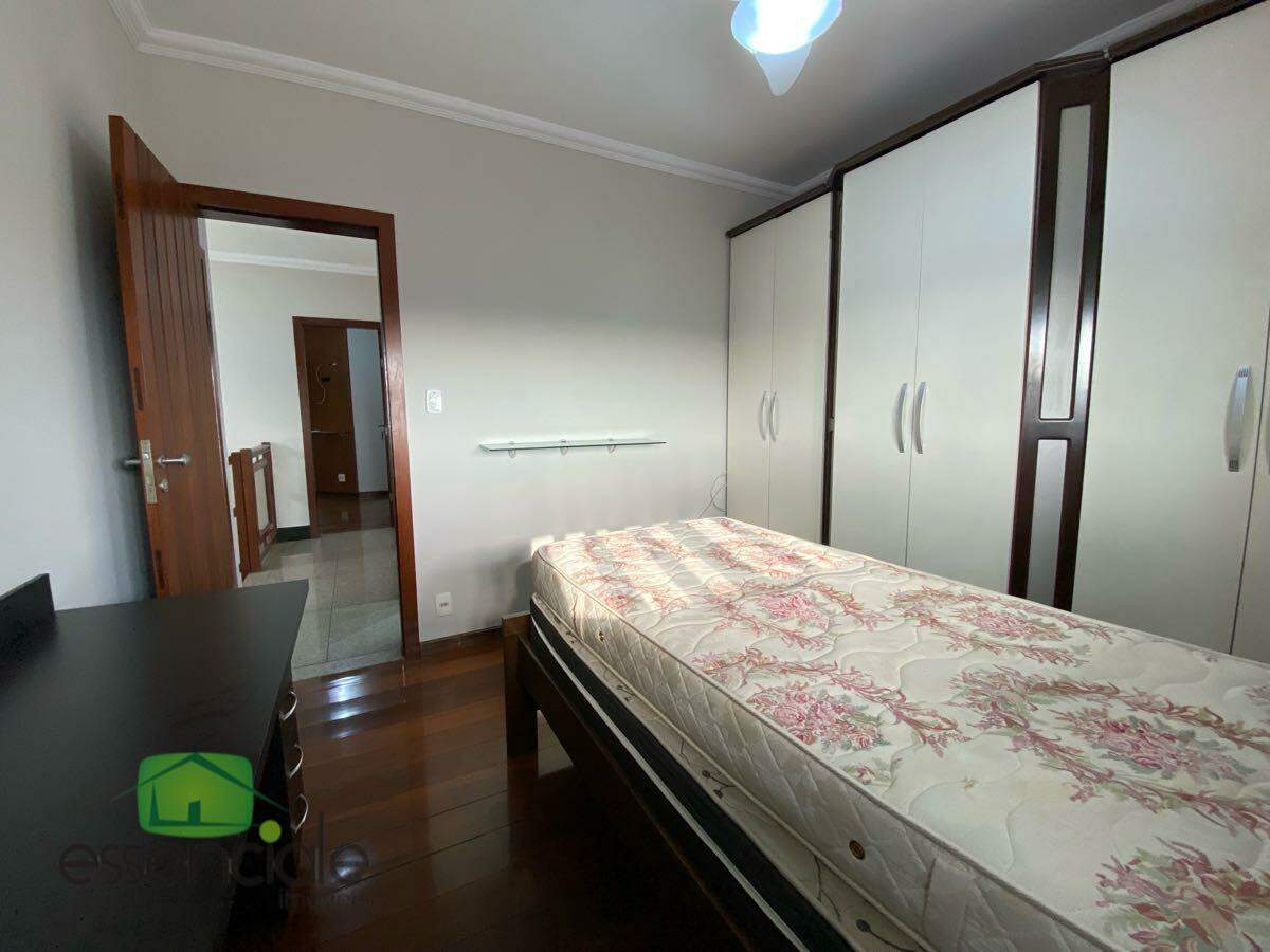 Casa, 3 quartos, 250 m² - Foto 22