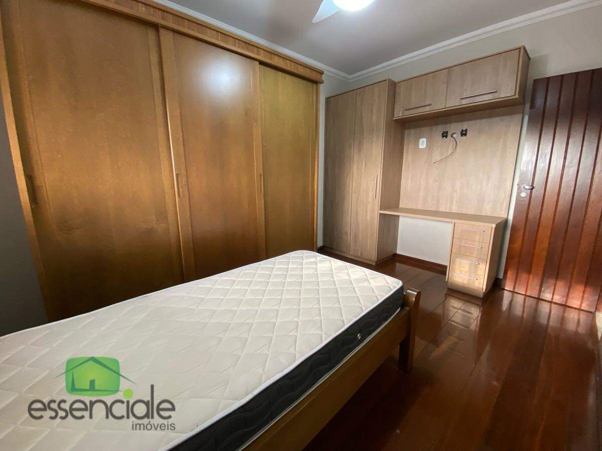 Casa, 3 quartos, 250 m² - Foto 23