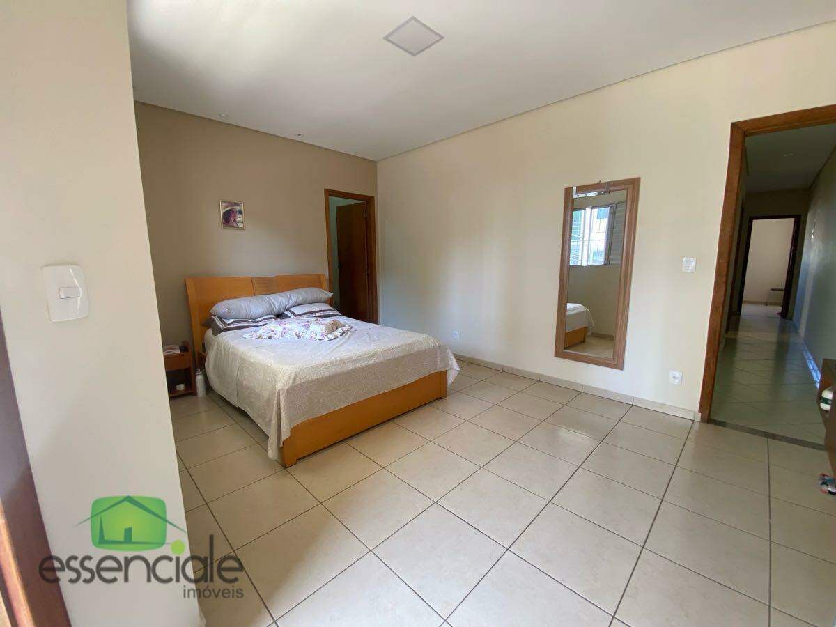 Casa, 4 quartos, 350 m² - Foto 7