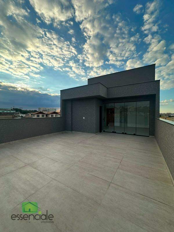 Cobertura, 3 quartos, 146 m² - Foto 3