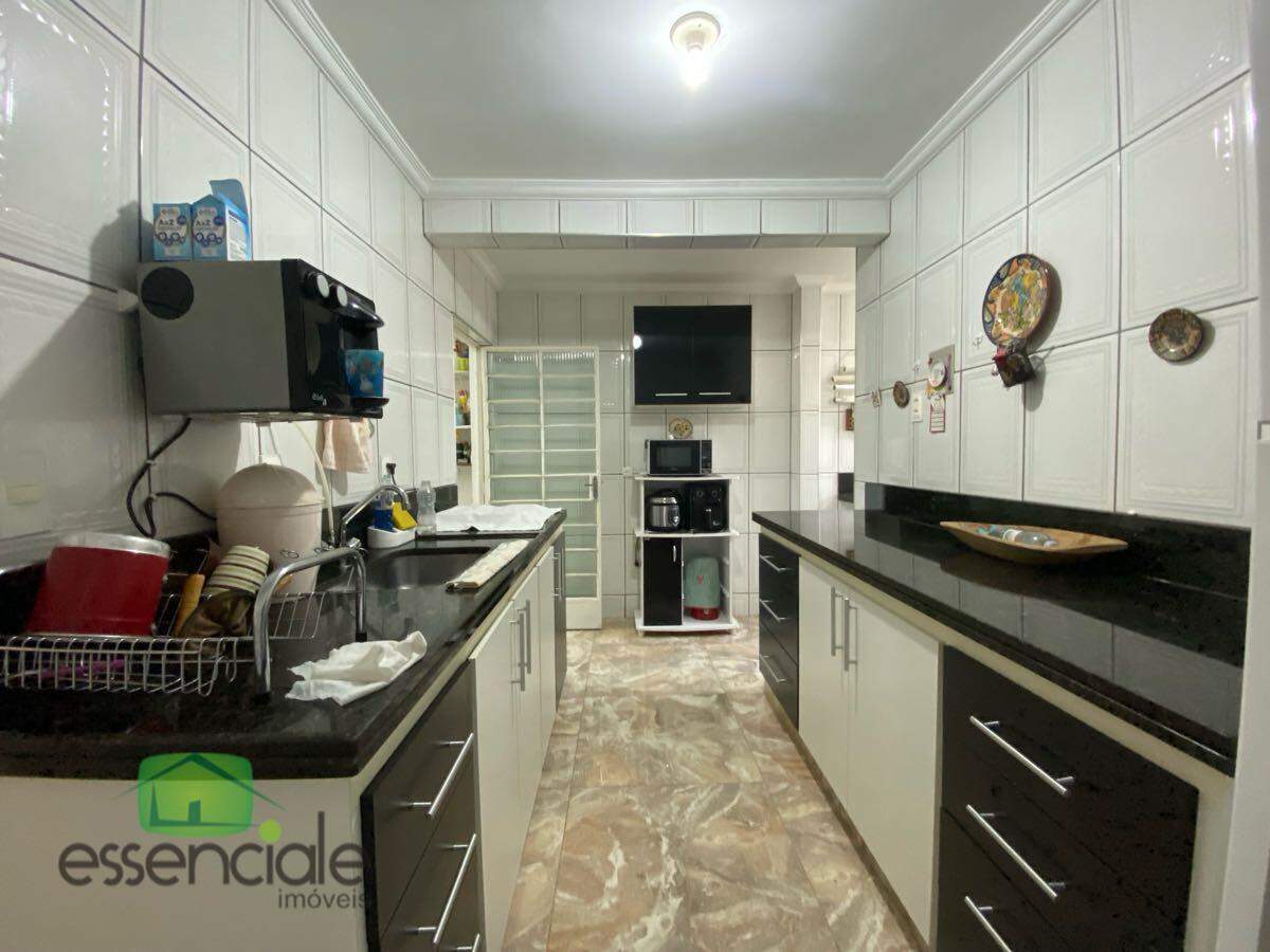 Casa, 4 quartos, 200 m² - Foto 12