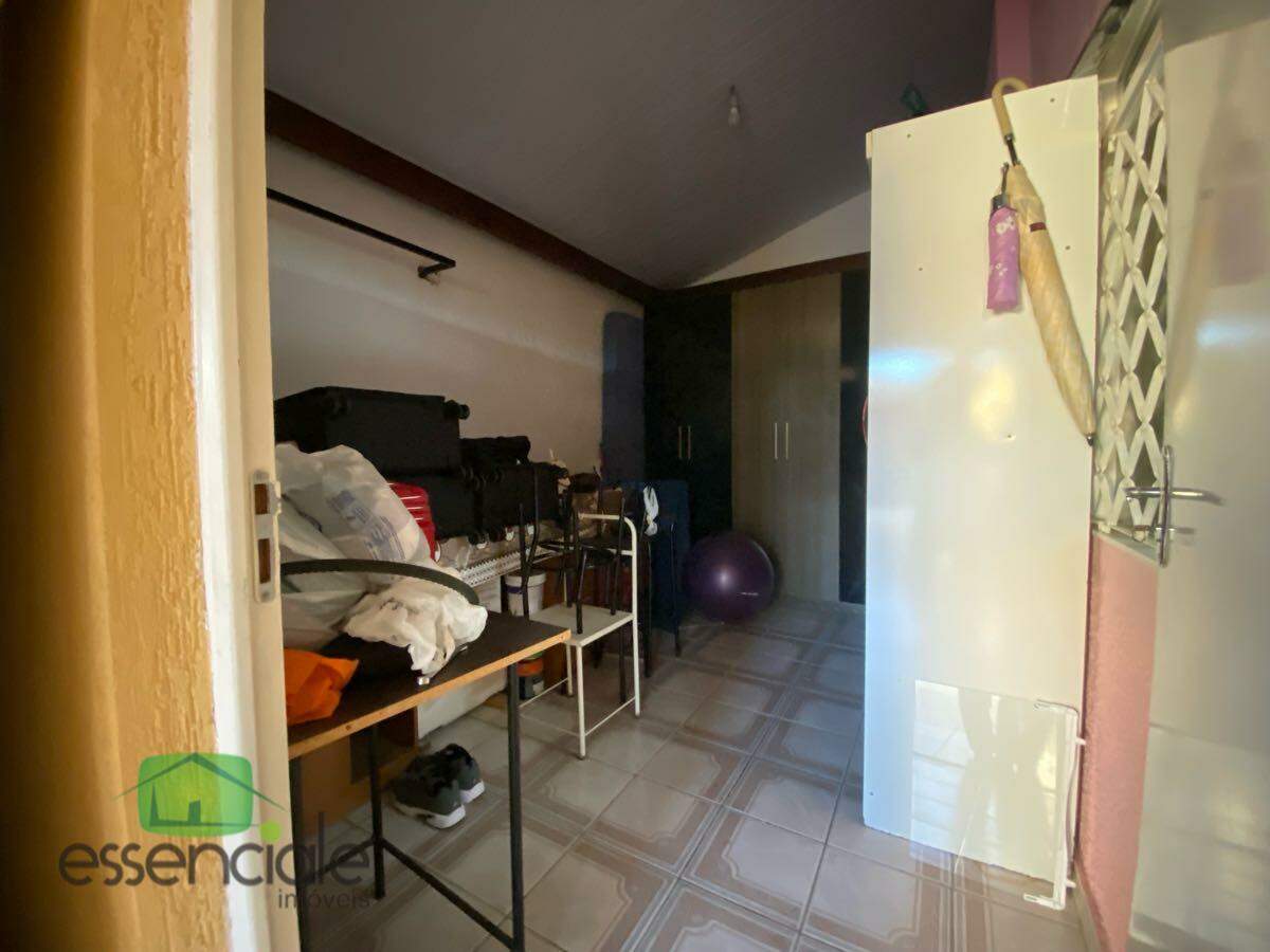 Casa, 4 quartos, 200 m² - Foto 17