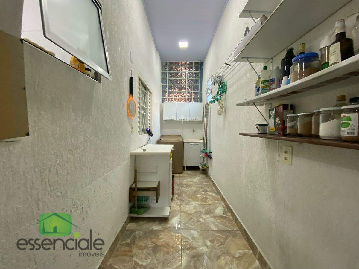Casa, 4 quartos, 200 m² - Foto 16