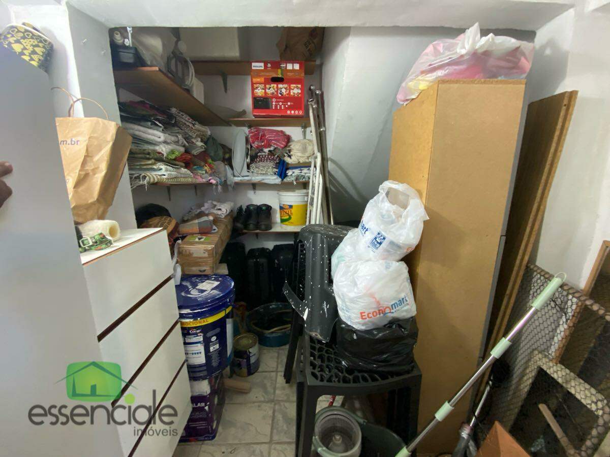 Casa, 3 quartos, 240 m² - Foto 10