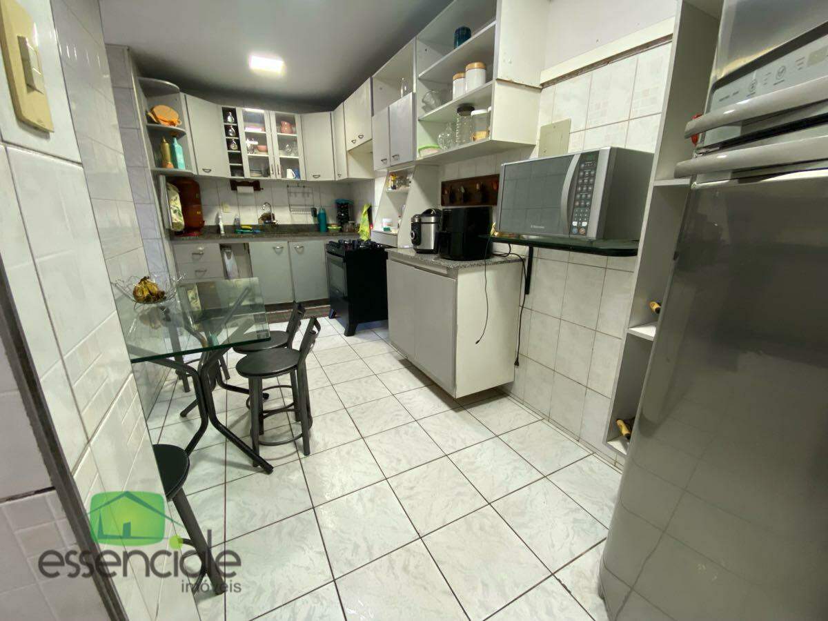 Casa, 3 quartos, 240 m² - Foto 6