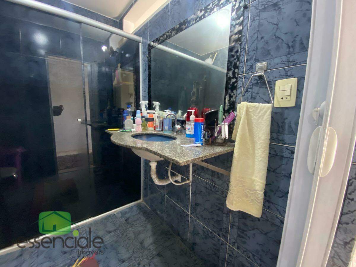 Casa, 3 quartos, 240 m² - Foto 18