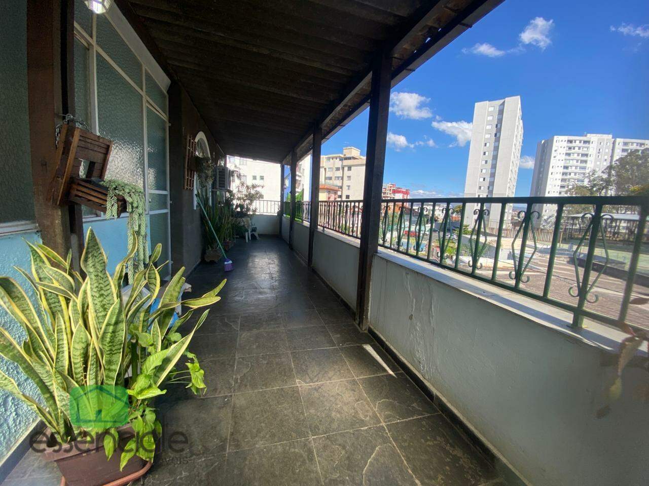 Casa, 3 quartos, 360 m² - Foto 1
