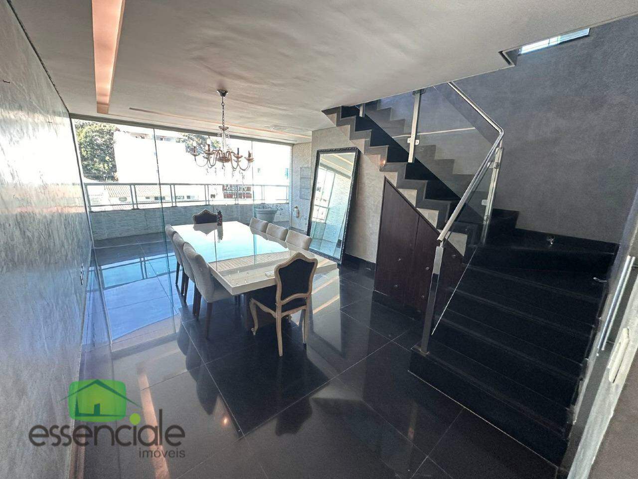 Cobertura, 3 quartos, 270 m² - Foto 4