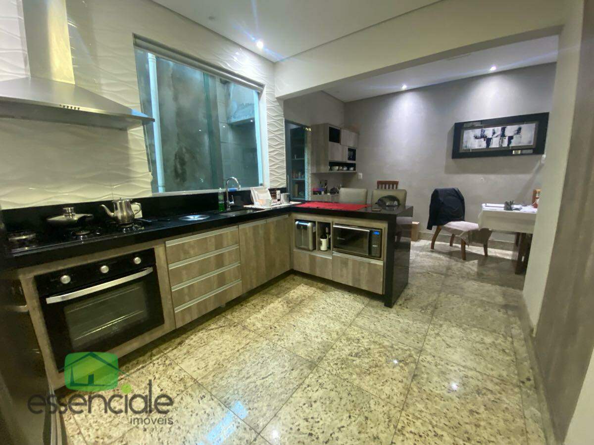 Casa, 3 quartos, 210 m² - Foto 16
