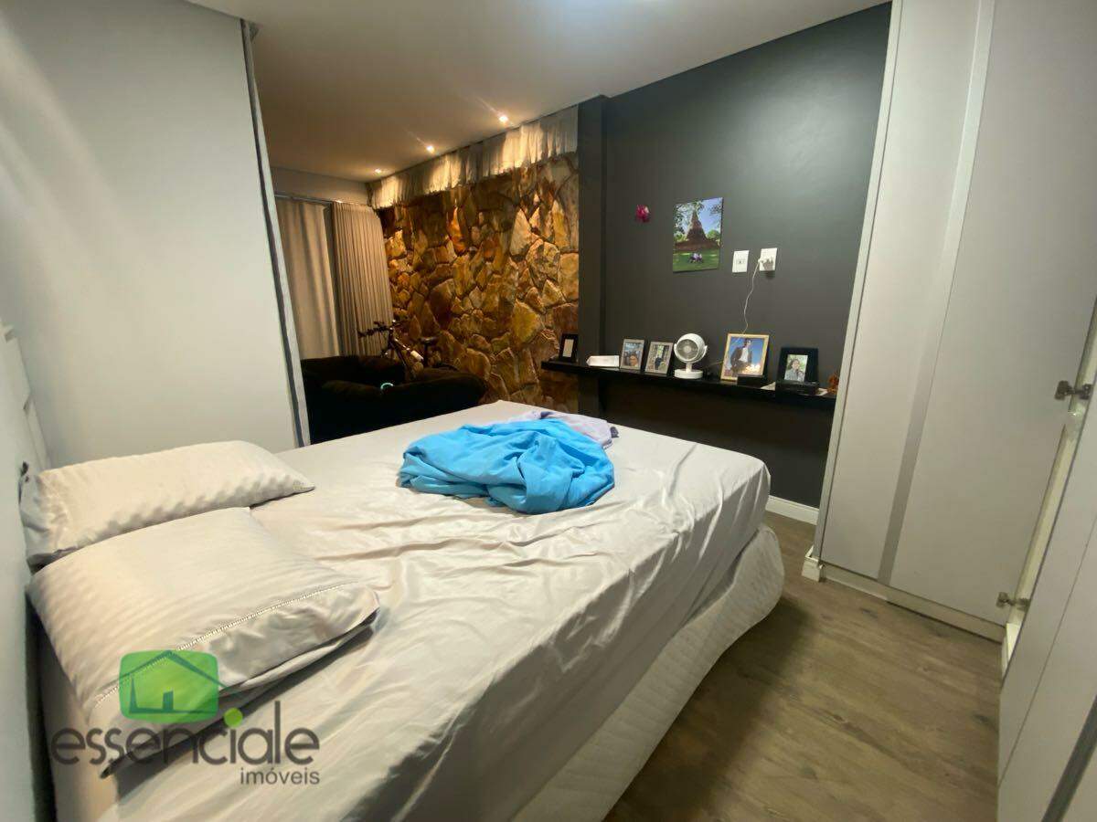 Casa, 3 quartos, 210 m² - Foto 8