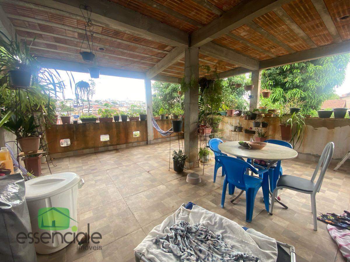 Casa, 2 quartos, 360 m² - Foto 1
