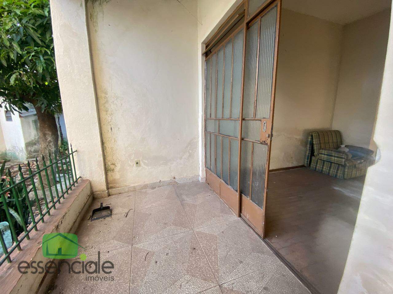 Casa, 4 quartos, 360 m² - Foto 2