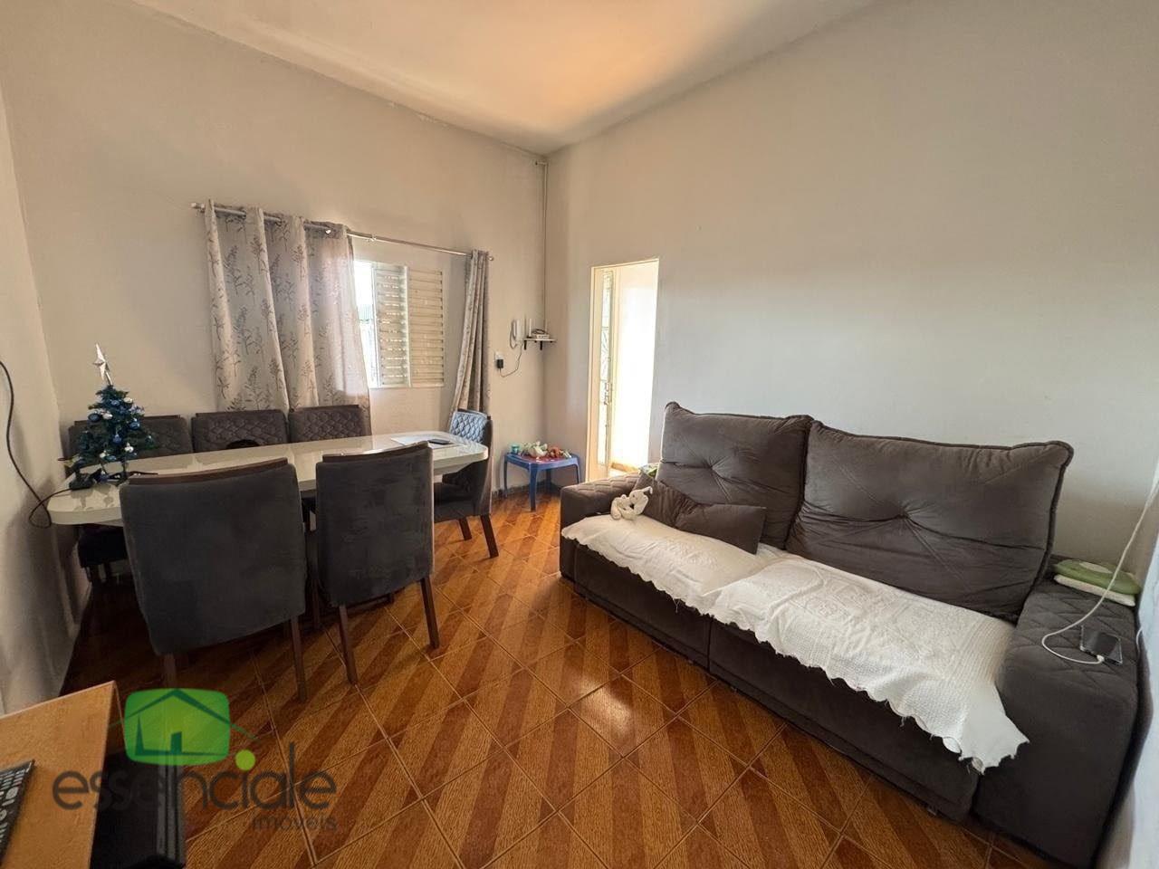 Casa, 3 quartos, 180 m² - Foto 1