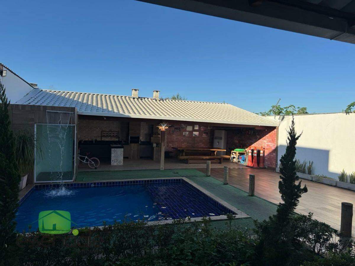 Casa, 3 quartos, 200 m² - Foto 18