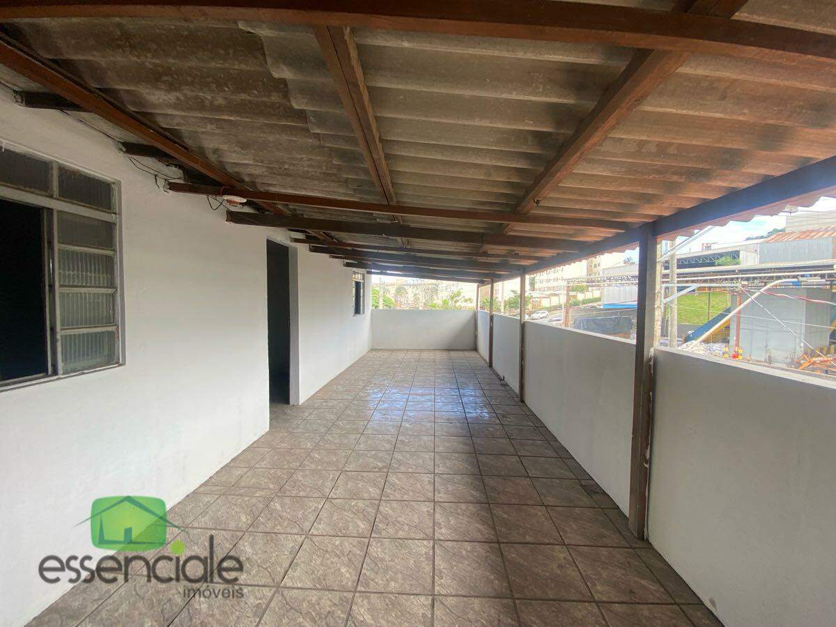 Casa, 4 quartos, 268 m² - Foto 1