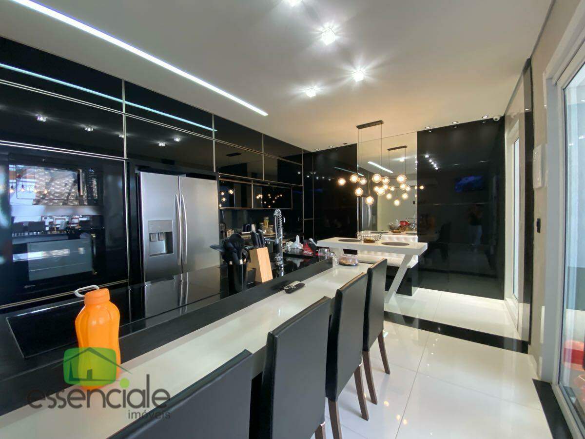 Casa, 3 quartos, 220 m² - Foto 18