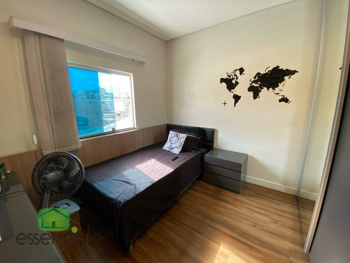 Casa, 3 quartos, 220 m² - Foto 13