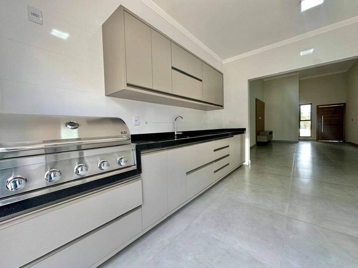 Casa de Condomínio à venda no Jardim Cybelli: 