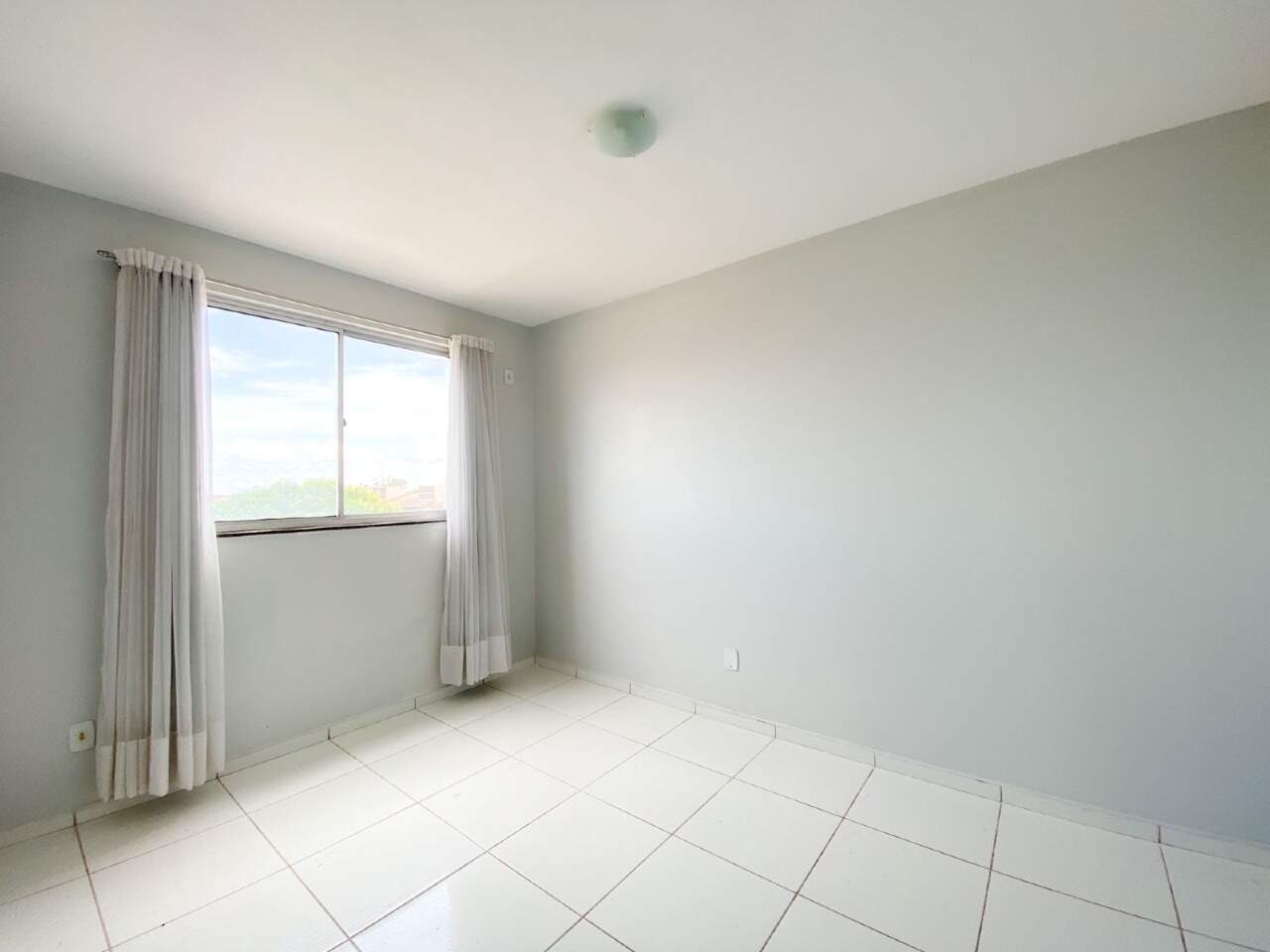 Apartamento para aluguel no 405 Sul : 