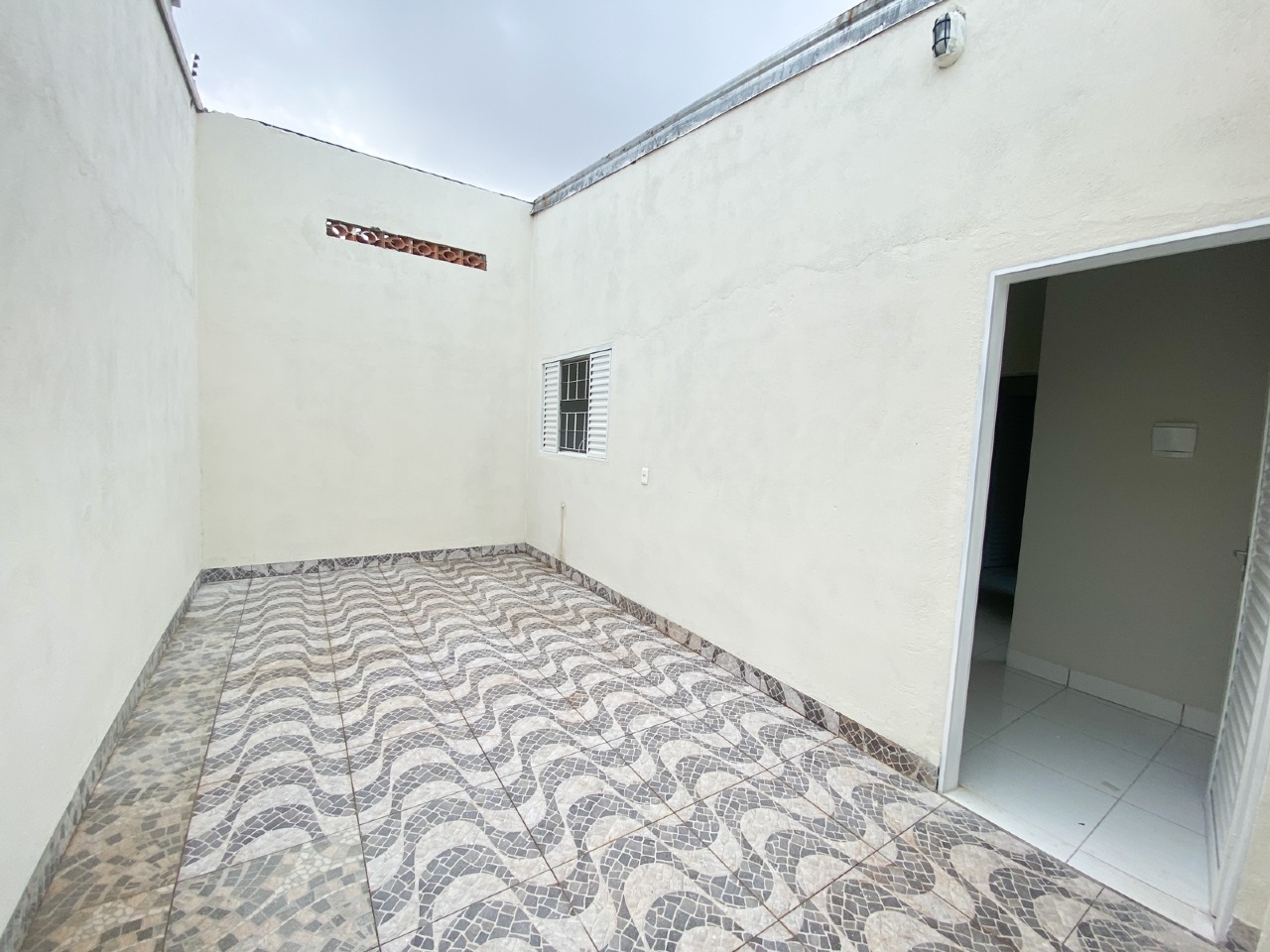 Kitnet para aluguel no Arso 34 : 