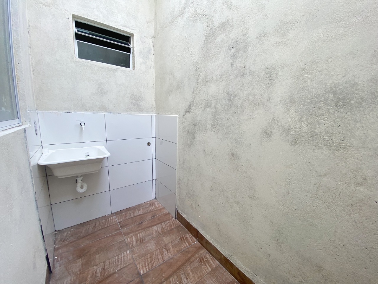 Kitnet para aluguel no Arso 34 : 