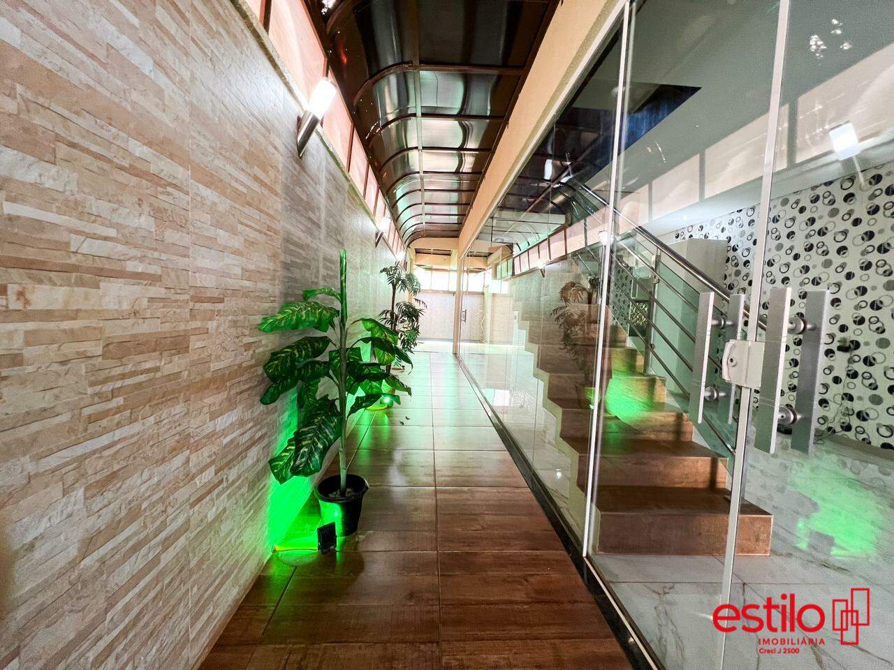 Sobrado para aluguel no Arne 71 : 