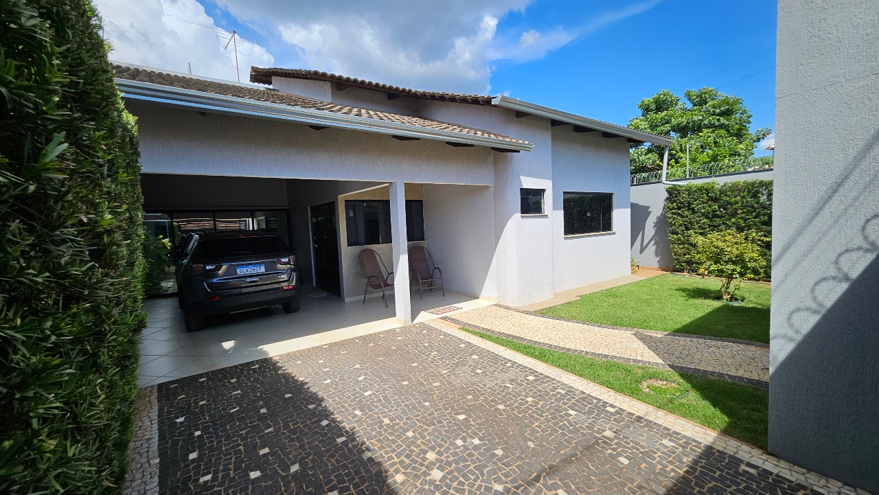 Casa à venda no Plano Diretor Sul: 