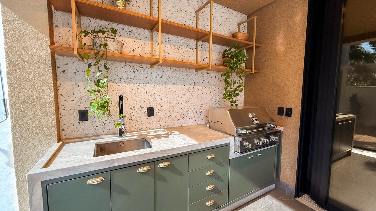 Sobrado em Condomínio à venda no arso 24: 