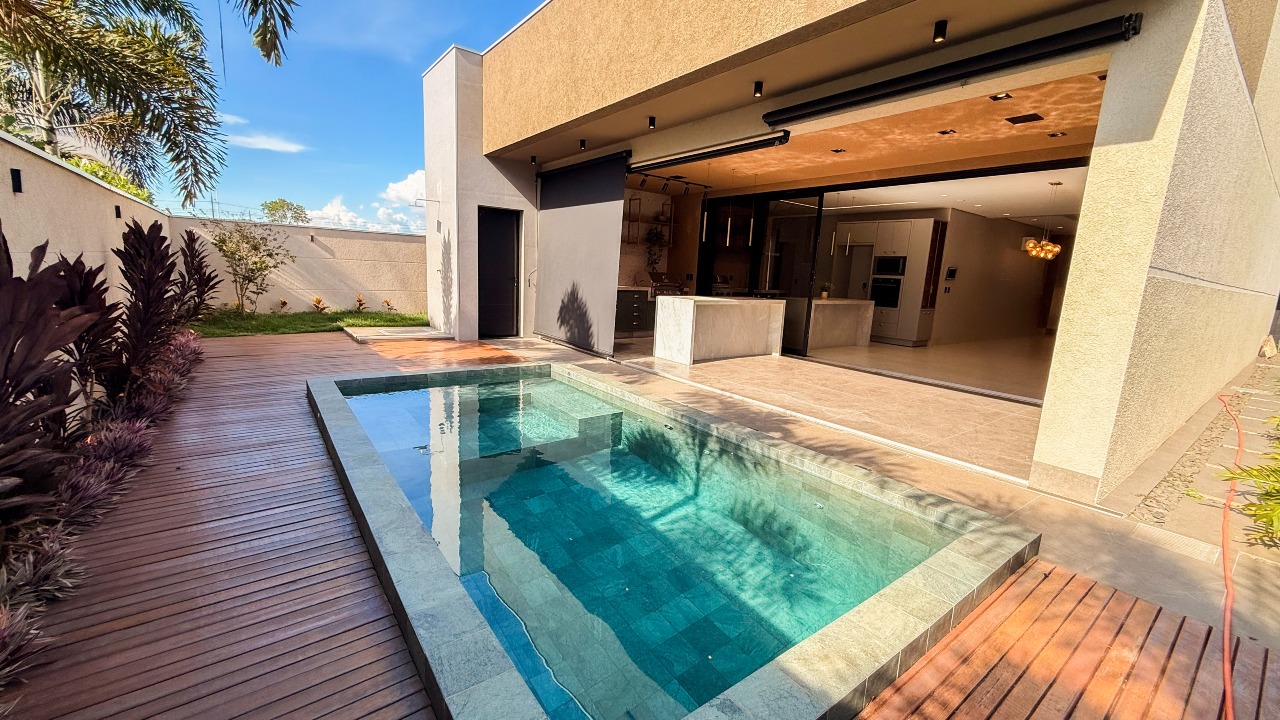 Sobrado em Condomínio à venda no arso 24: 