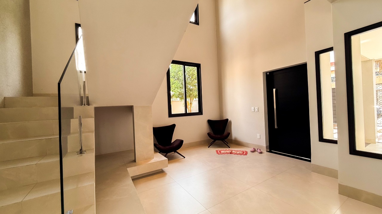 Casa à venda no Arso 23 : Hall de Entrada