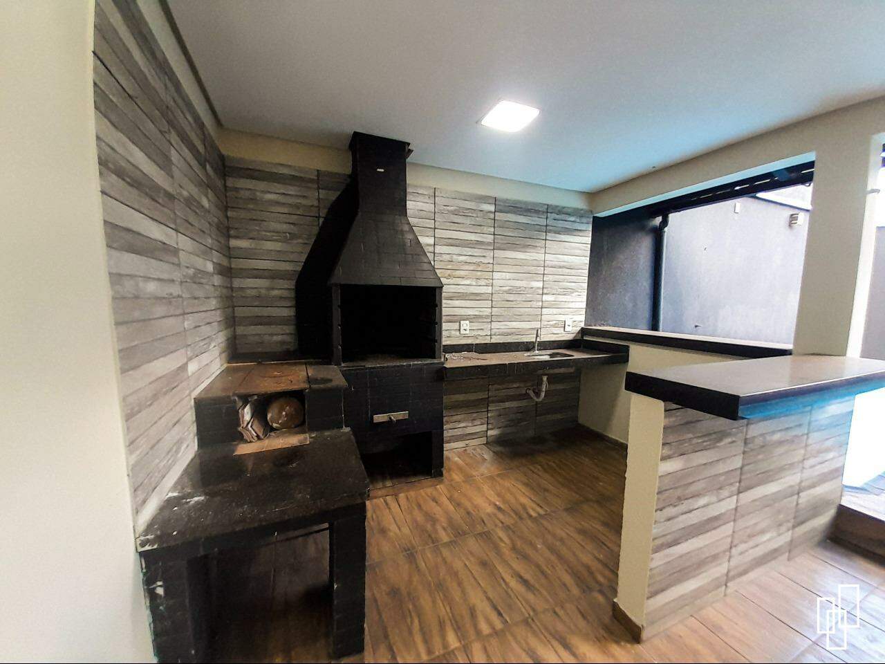 Casa para aluguel no Arso 151 : 