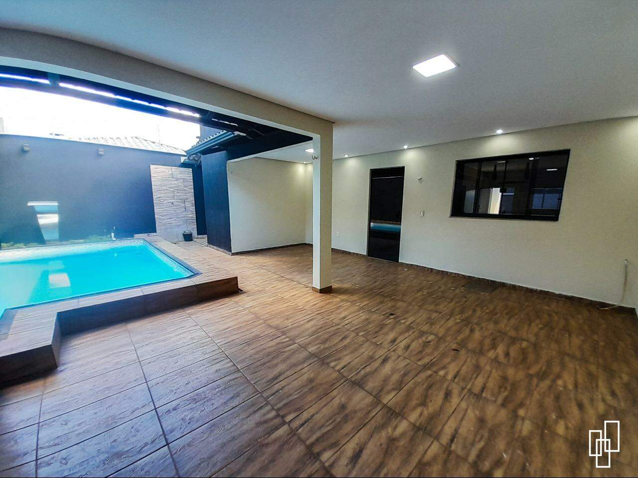 Casa para aluguel no Arso 151 : 