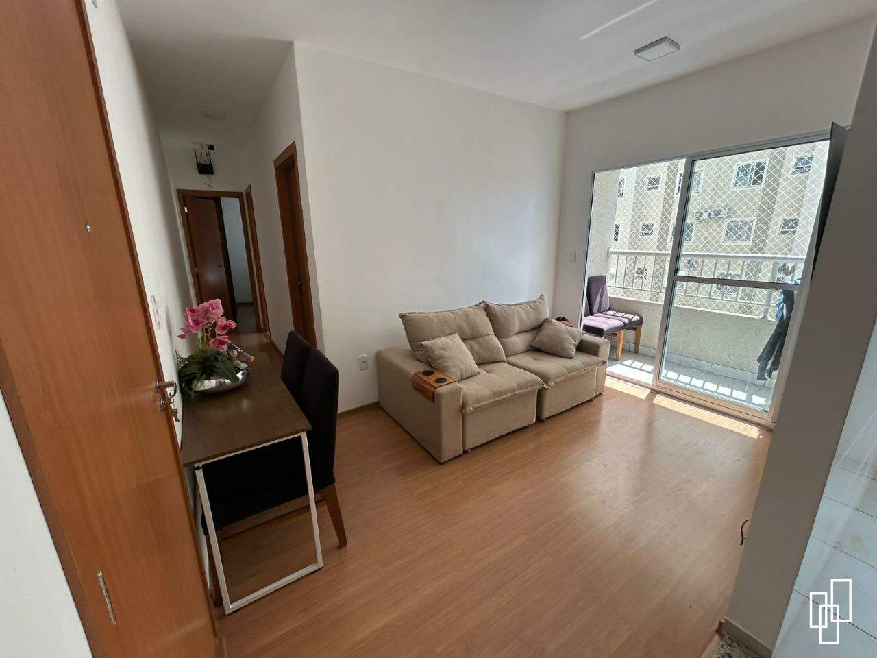 Apartamento para aluguel no Arno 12 : 