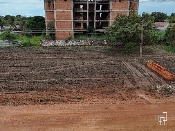 Lote à venda no Plano Diretor Sul: 