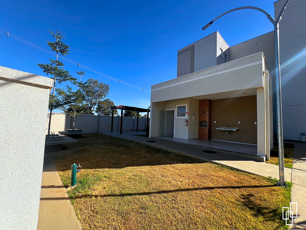 Apartamento para aluguel no Plano Diretor Sul: 