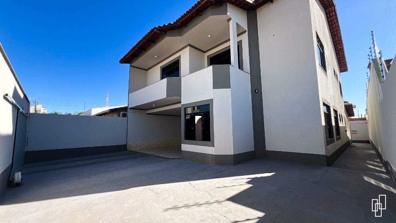 Sobrado para aluguel no Plano Diretor Sul: 