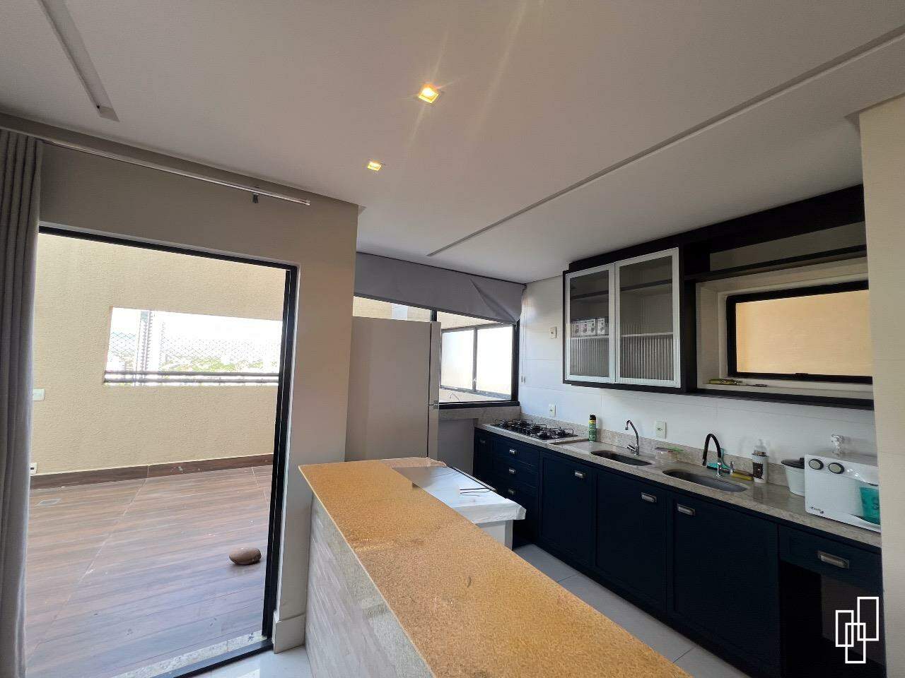 Apartamento para aluguel no Plano Diretor Sul: 