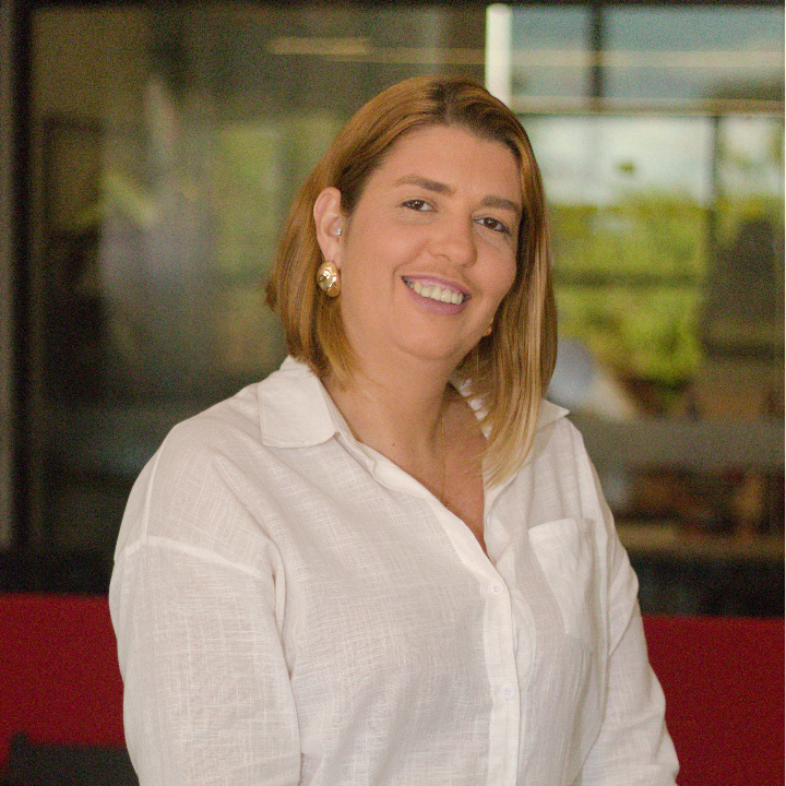 Aline Menezes Rezende