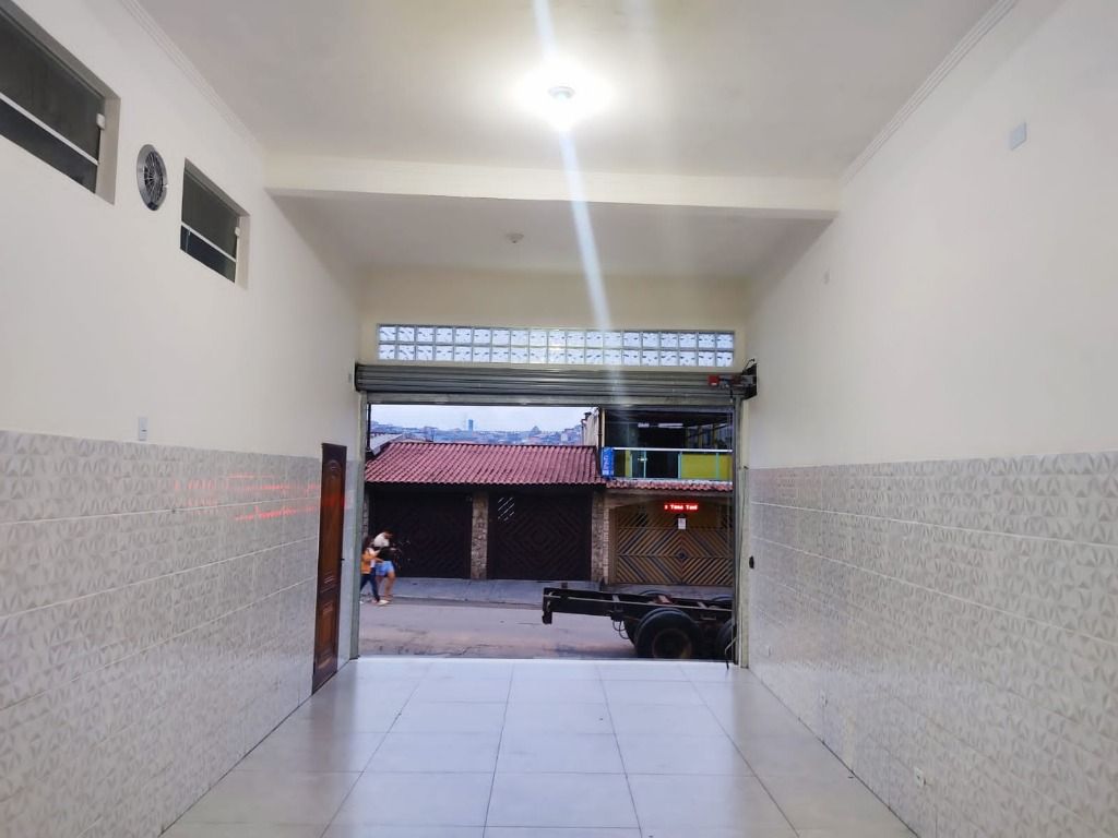 Salão para aluguel no Cidade Satélite Santa Bárbara: 