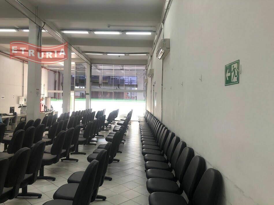 Prédio para aluguel no Centro: 