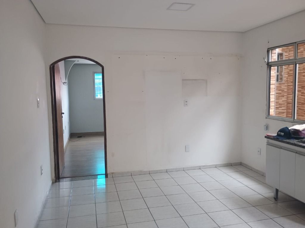 Sala para aluguel no Jardim Vila Carrão: 