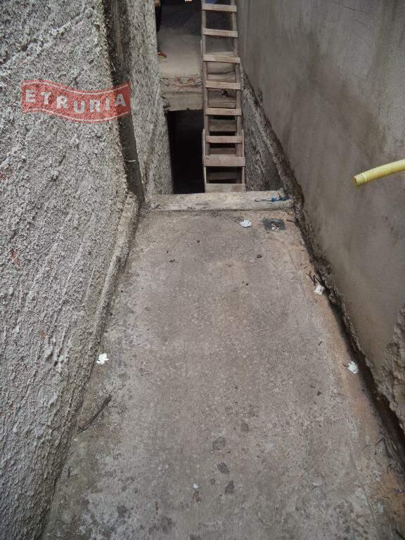 Prédio à venda no Jardim Santa Adélia: 