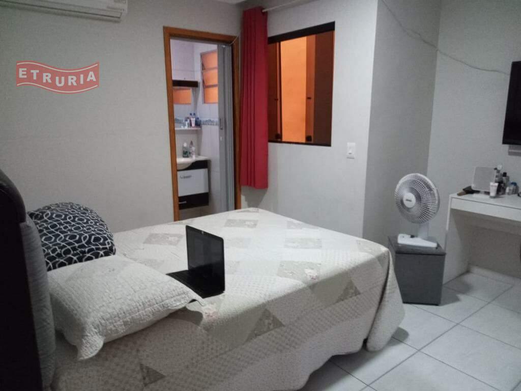 Sobrado à venda no Cidade Satélite Santa Bárbara: 