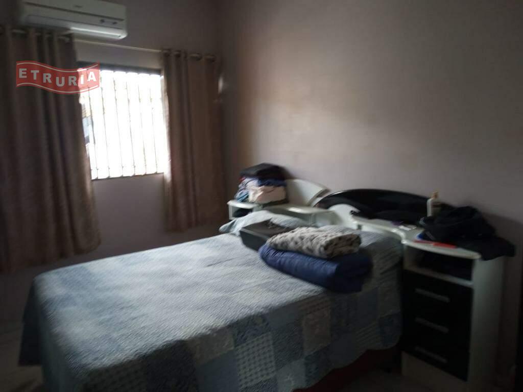 Sobrado à venda no Cidade Satélite Santa Bárbara: 