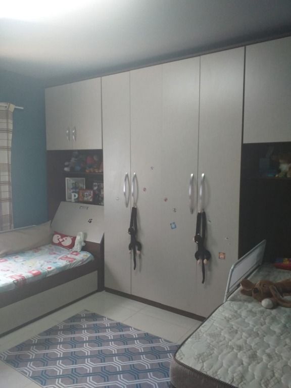 Sobrado à venda no Jardim Três Marias: 