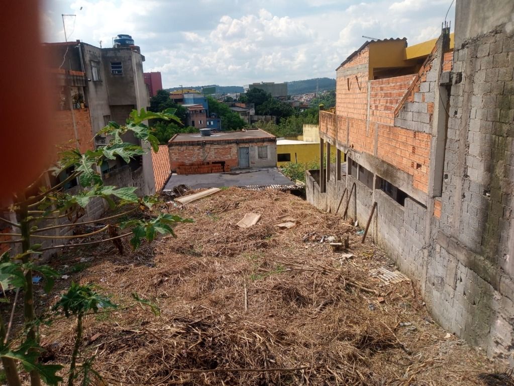 Terreno à venda no Cidade Satélite Santa Bárbara: 