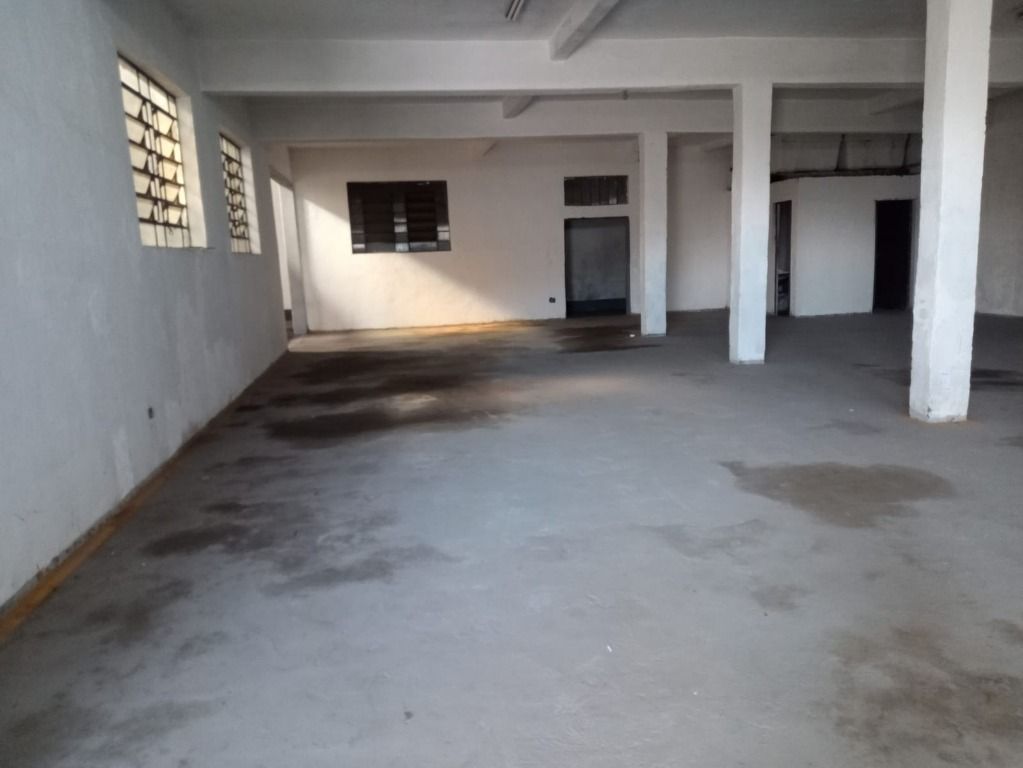 Galpão à venda no Jardim Rodolfo Pirani: 