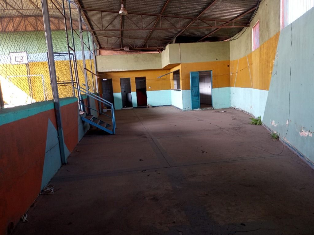 Prédio à venda no Cidade Satélite Santa Bárbara: 